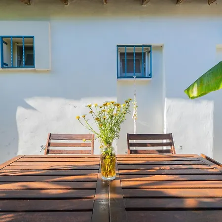 Casa vacanze Nar Alacati Private Jacuzzi House Çeşme